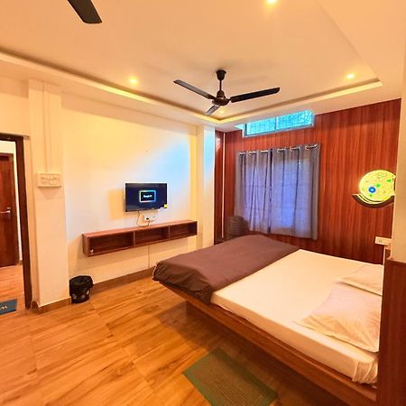 Dream Lodging Сілчар Екстер'єр фото