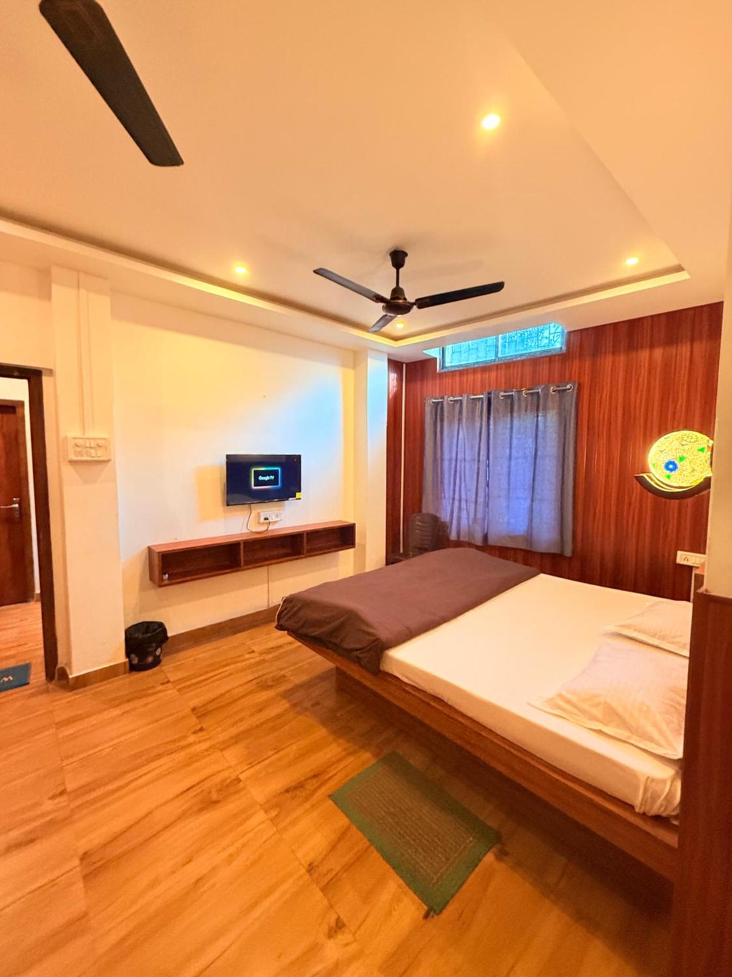 Dream Lodging Сілчар Екстер'єр фото